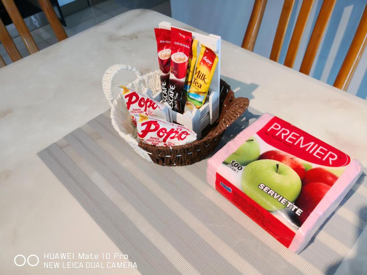 Mcz Homestay Ipoh Town 2Room 7Pax Free Wifi Exterior photo